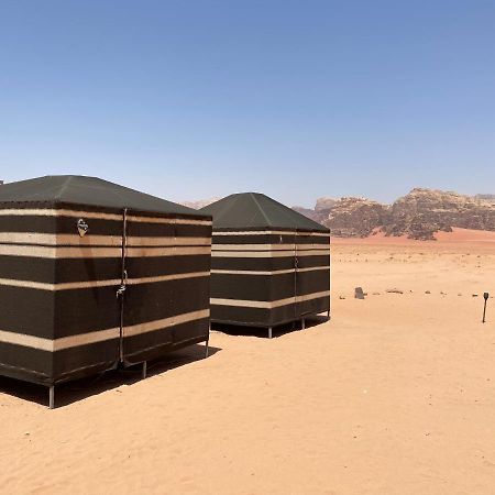 Desert guide camp Wadi Rum Buitenkant foto