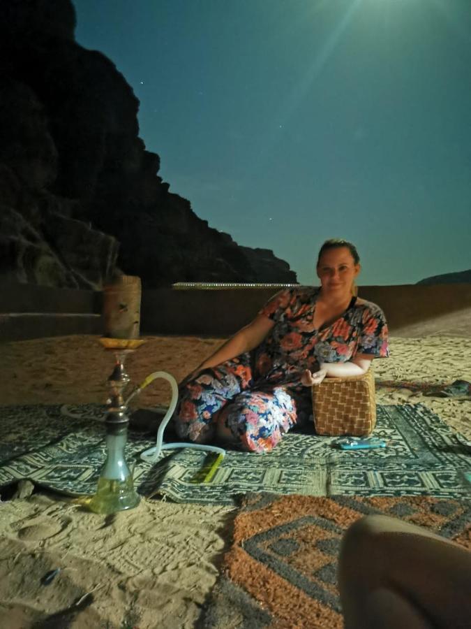 Desert guide camp Wadi Rum Buitenkant foto