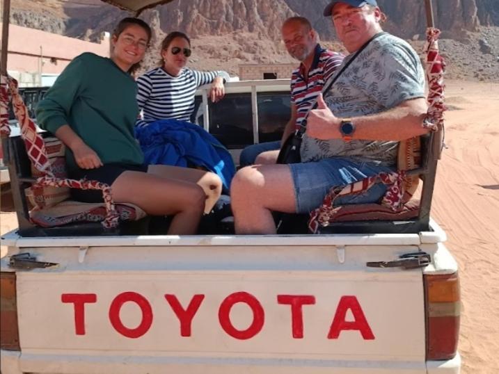Desert guide camp Wadi Rum Buitenkant foto