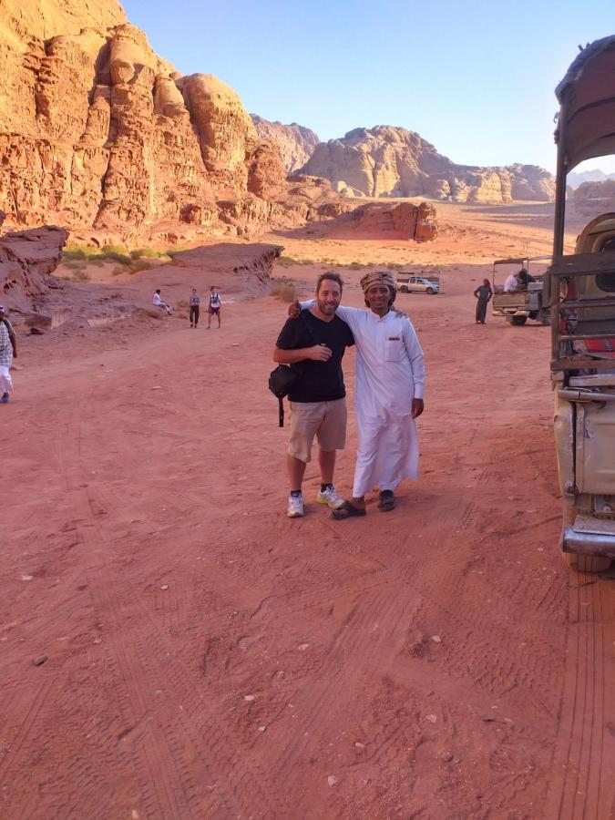 Desert guide camp Wadi Rum Buitenkant foto